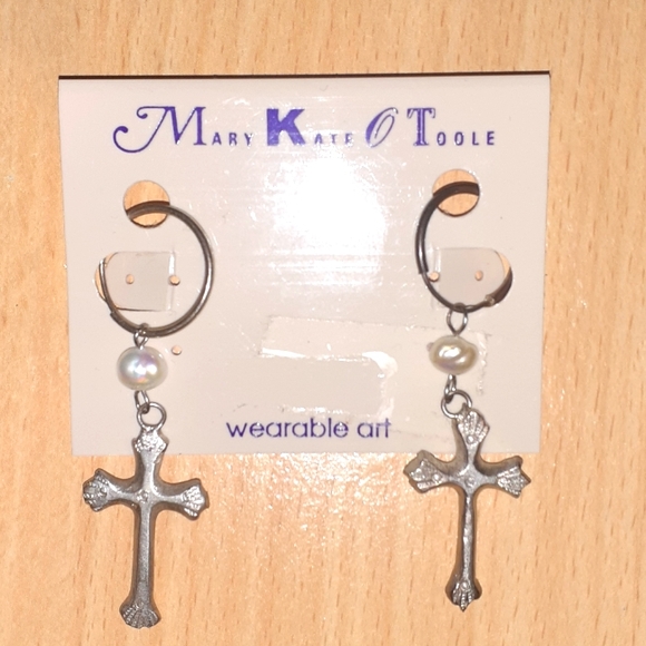 Mary Kate O'Toole Earrings - Picture 1 of 4